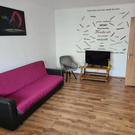 Eva Apartments Mall 90Mp Bacau Ngoại thất bức ảnh